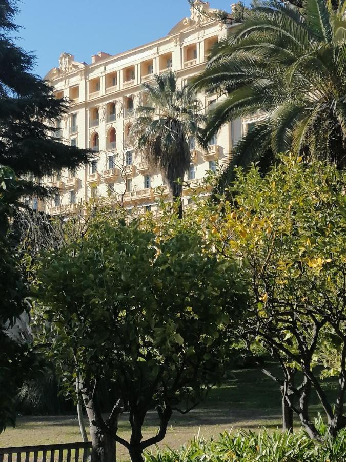 Imperial Palace Bord De Mer Ментона Экстерьер фото